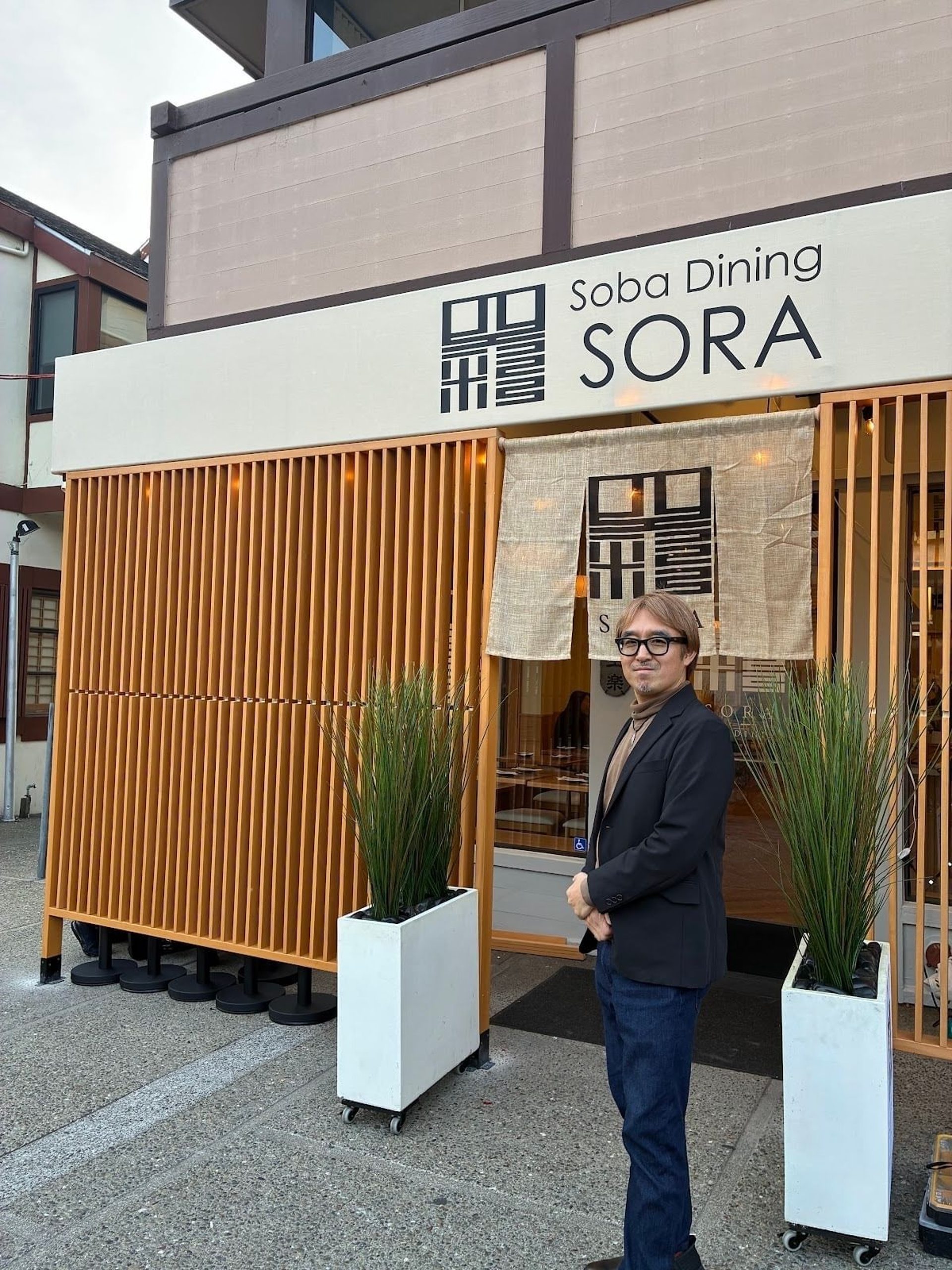 Greetings from the CEO of 彩々楽 SASARA Group